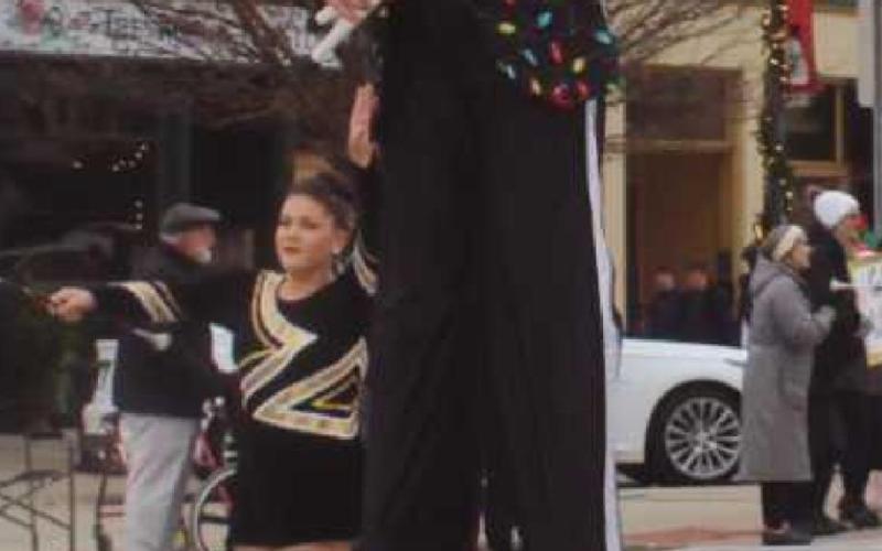Perrysburg celebrates with Home for the Holidays parade