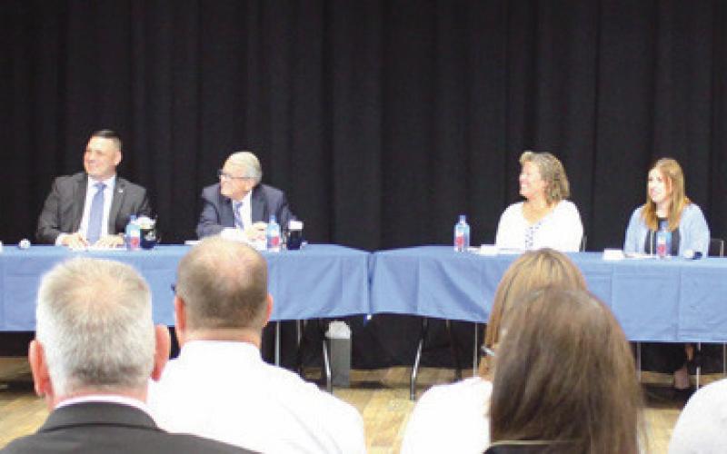 A panel of experts discusses literacy and the Science of Reading that Perrysburg Schools has implemented.