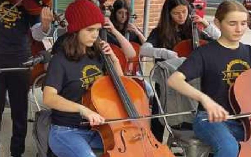 Play music, play ball at Mud Hens game