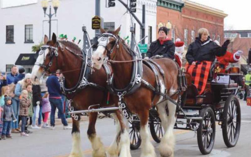 Perrysburg’s Home for the Holidays parade set for Sunday, December 4