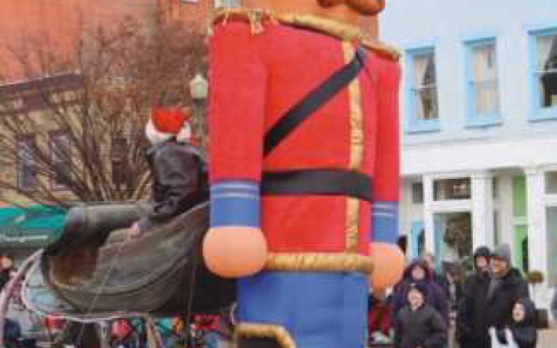 Perrysburg’s Home for the Holidays parade set for Sunday, December 4