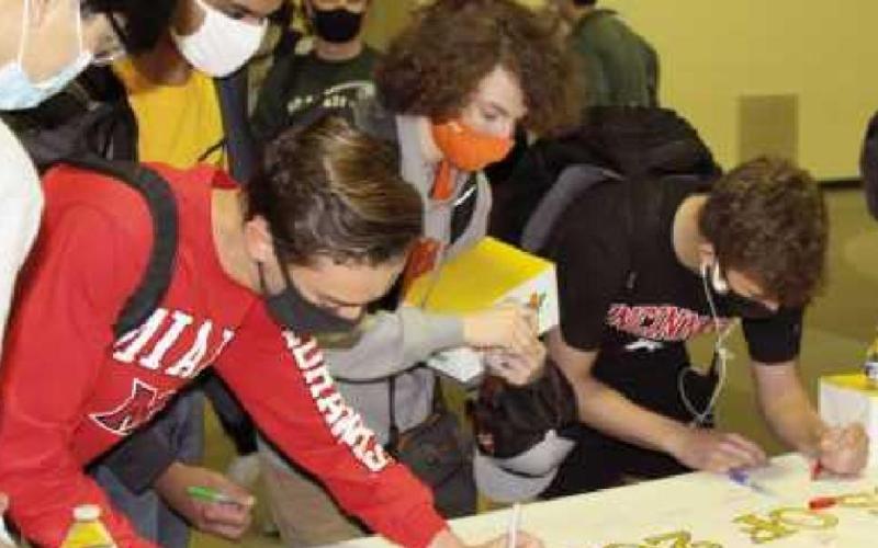 PHS celebrates Class of 2021 with Decision Day