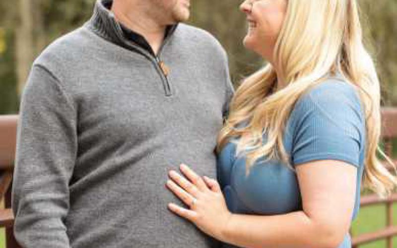 Lyndsey Curson, Garry Armstrong engagement announced
