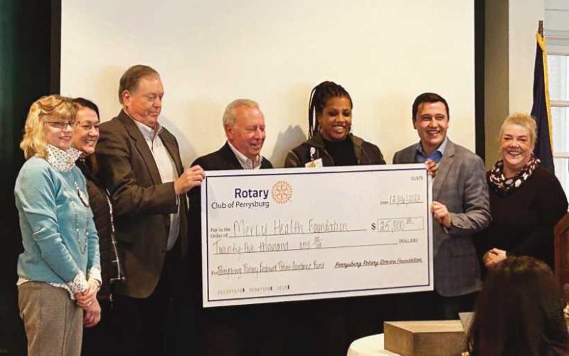 Perrysburg Rotary donates funds to city, Mercy Health