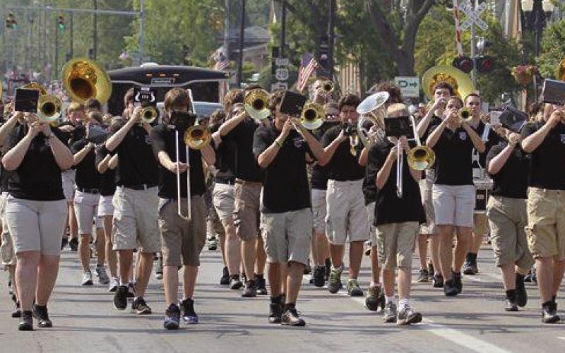 Community invited to band glow run/walk