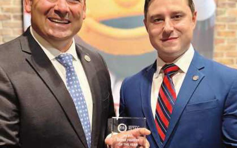 Haraz Ghanbari presented with Ohio’s Retail Crime Fighter of the Year award.