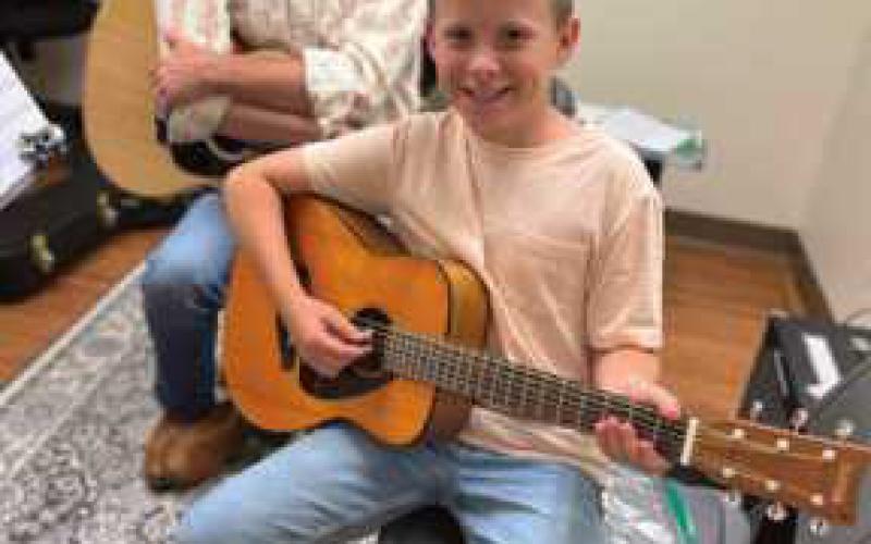 Forté Music School holds ribbon-cutting event