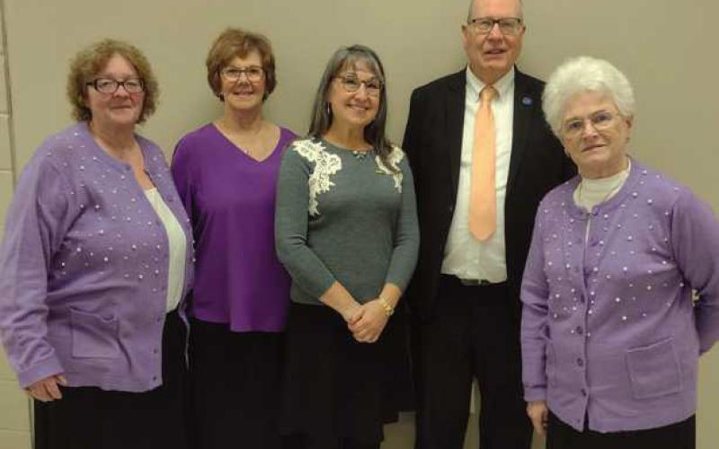 Pictured from left to right: Conductress Linda Hendricks, Worthy Matron and Protem Becky Henderly, new member Julie Roberts, Worthy Patron Dan Garringer and Associate Conductress Diane Worcester.
