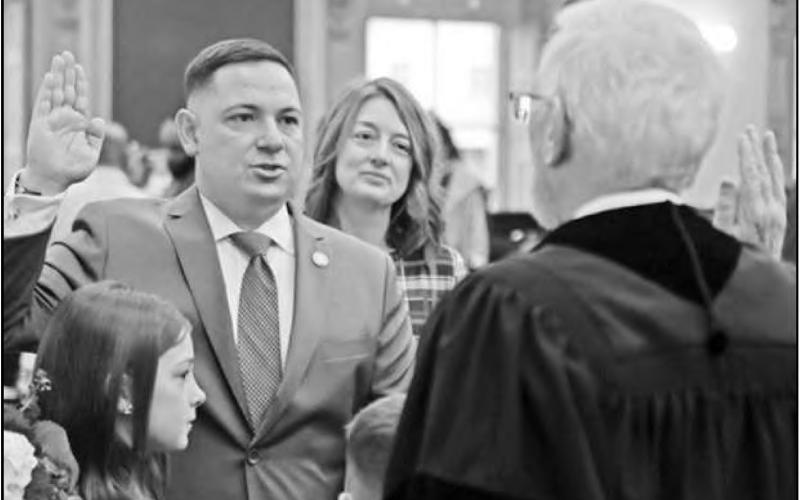 Ghanbari sworn in as state representative