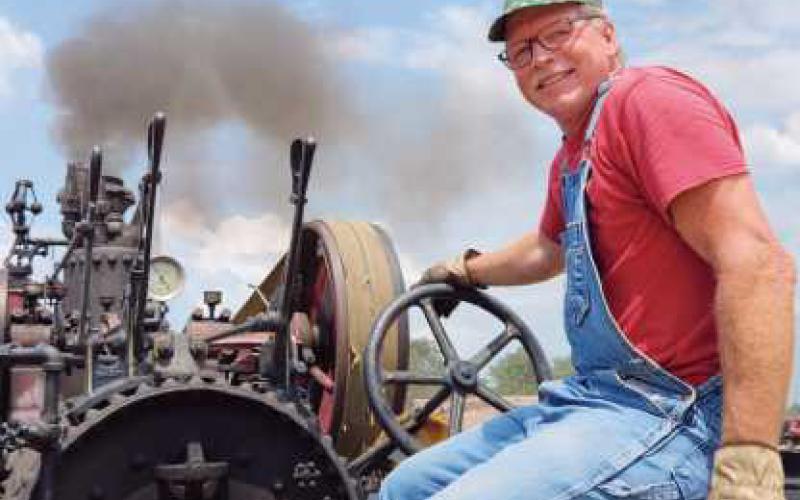 Five Point Steam Threshers celebrate 61 years