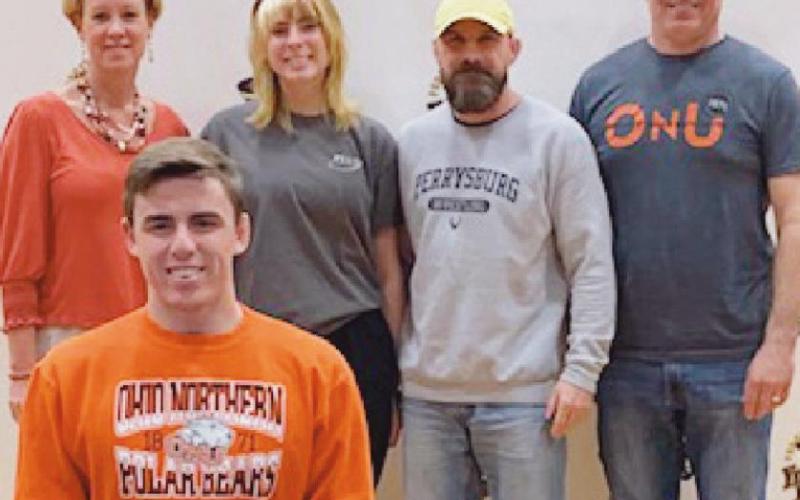 Yellow Jacket student-athletes sign to play college sports next fall