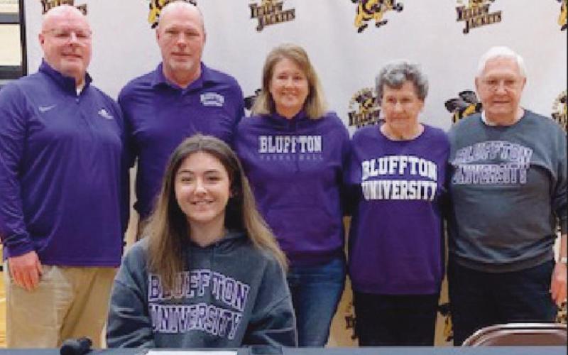 Yellow Jacket student-athletes sign to play college sports next fall