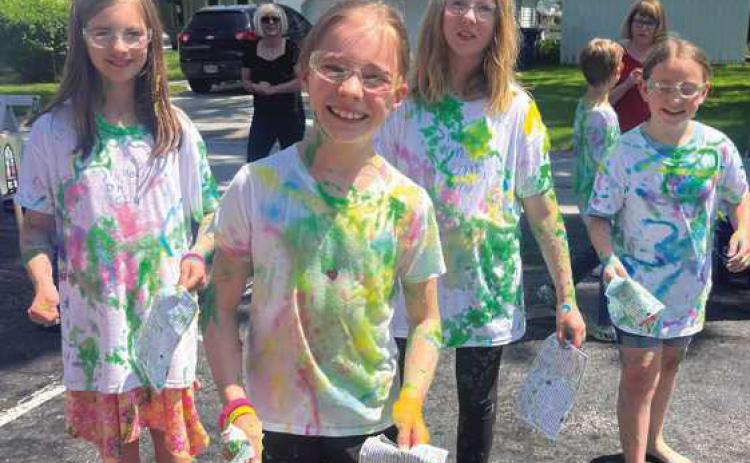 Zoar kicks off summer with ‘stained glass’ fun