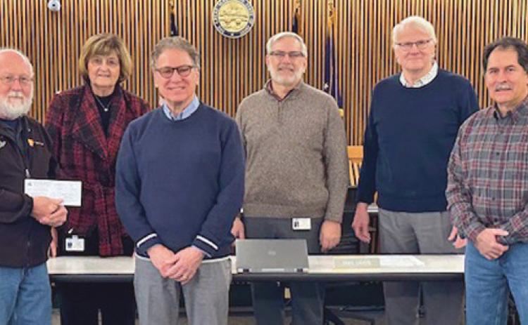 Wood County airport authority member appointed, check presented
