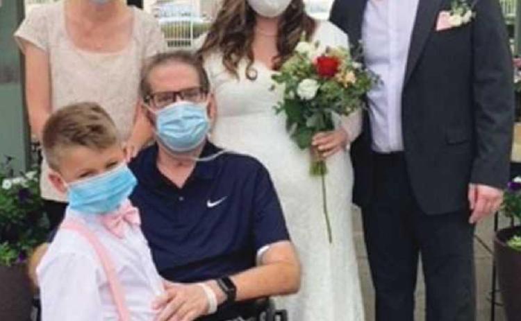 Erik with his daughter and family.
