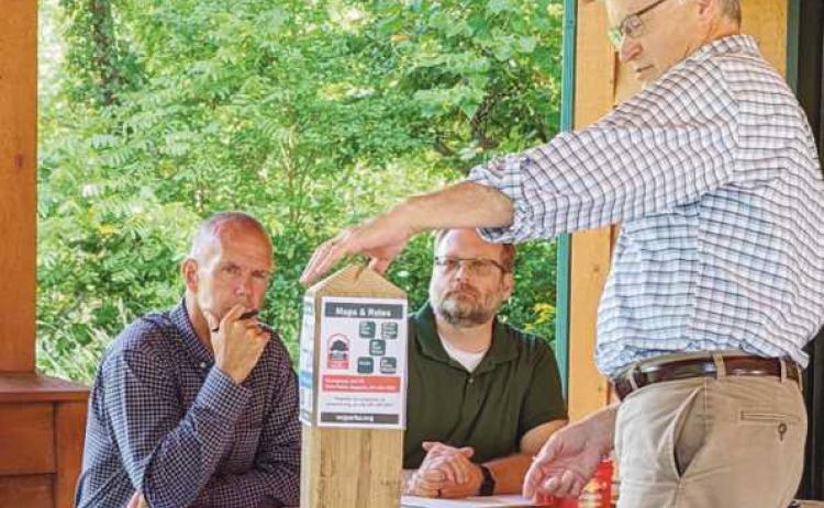 Park board reviews proposed signage