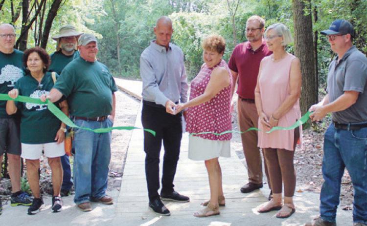 Park district celebrates boardwalk opening