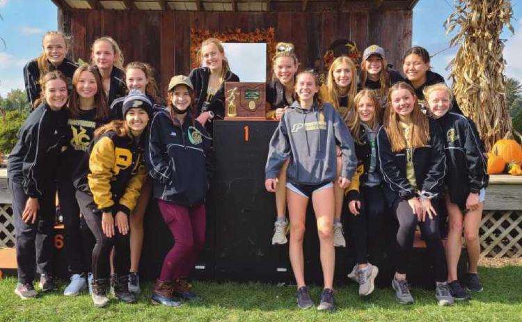 Yellow Jackets cross country team wins district championship