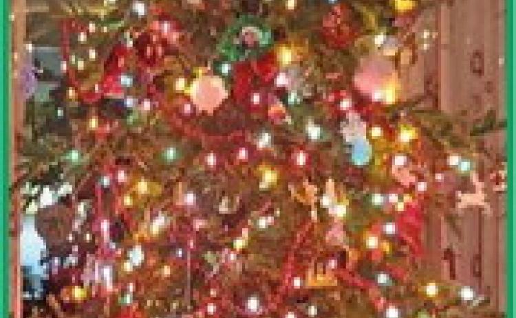 Pemberville Library Friends to offer Christmas home tours