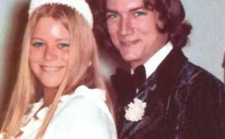 Susan and John White celebrate 50th wedding anniversary