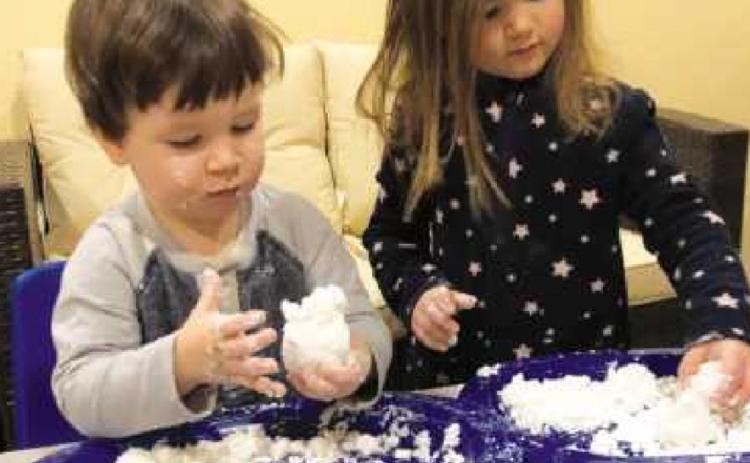 How to make two-ingredient pretend snow