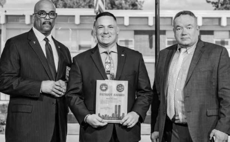 Rep. Ghanbari receives Patriot Award