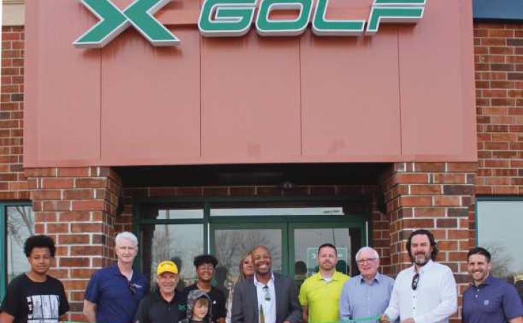 XGolf opens at Shoppes at River Place