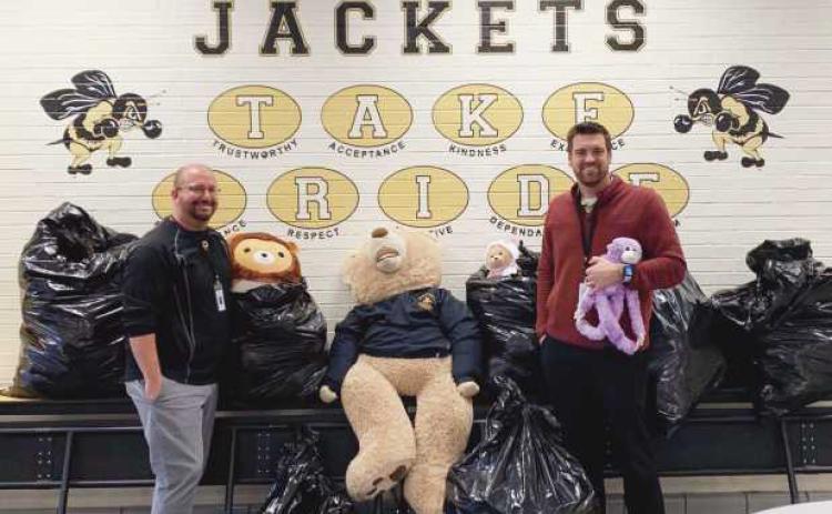 Junior high basketball’s silent night teddy bear toss benefits Toys for Tots