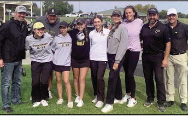 PHS girls golf compete at district championships