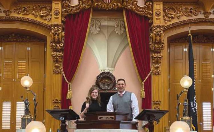 Eighth-grader visits Ohio Statehouse