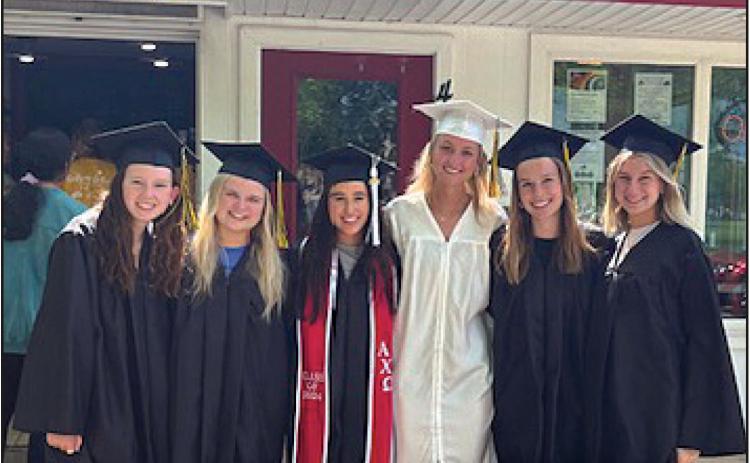 O-Deer Diner celebrates its graduates