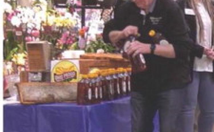 Perrysburg Mayor Mark Weber participated in the Ohio Department of Agriculture's Supermarket Showdown.