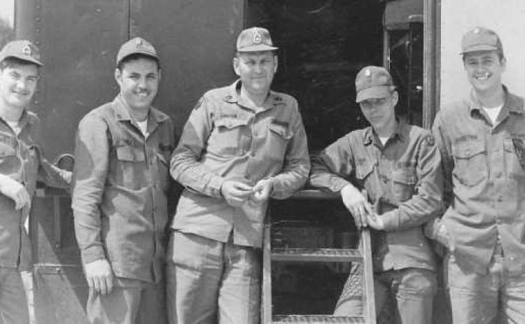 Veterans history project interviews Army soldier Les Robertson