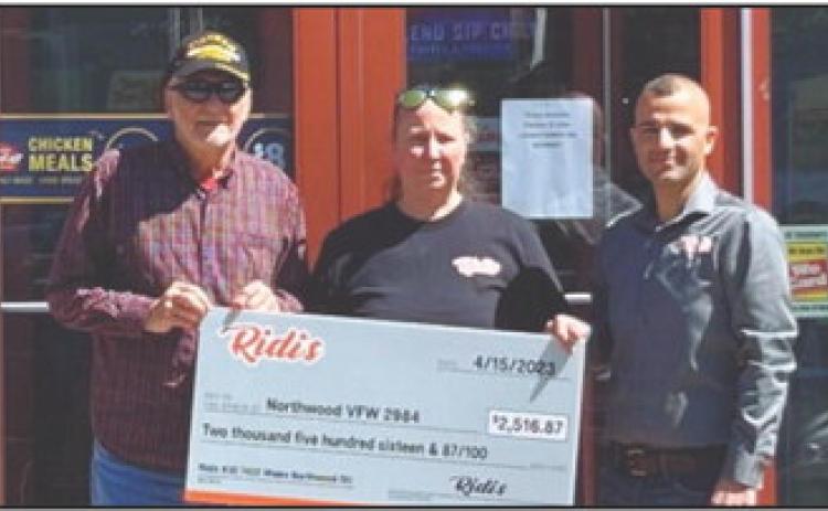 Ridis makes donation to Northwood VFW