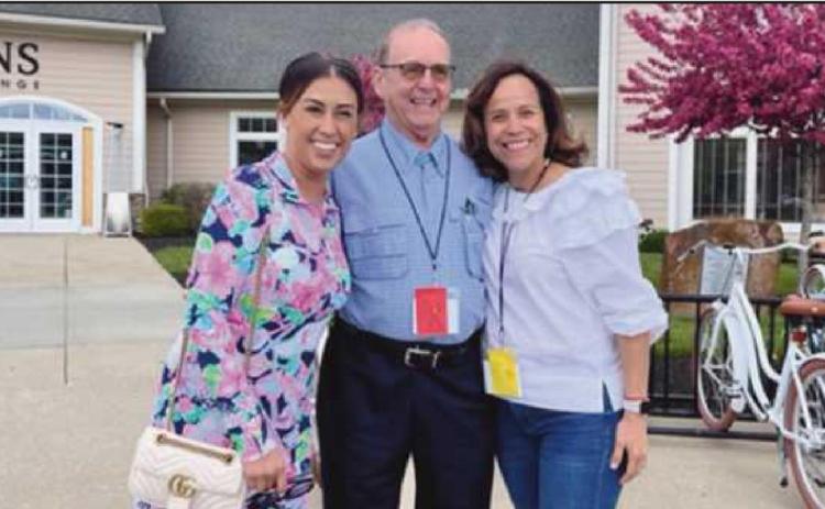 Perrysburg Rotarians attend District conference