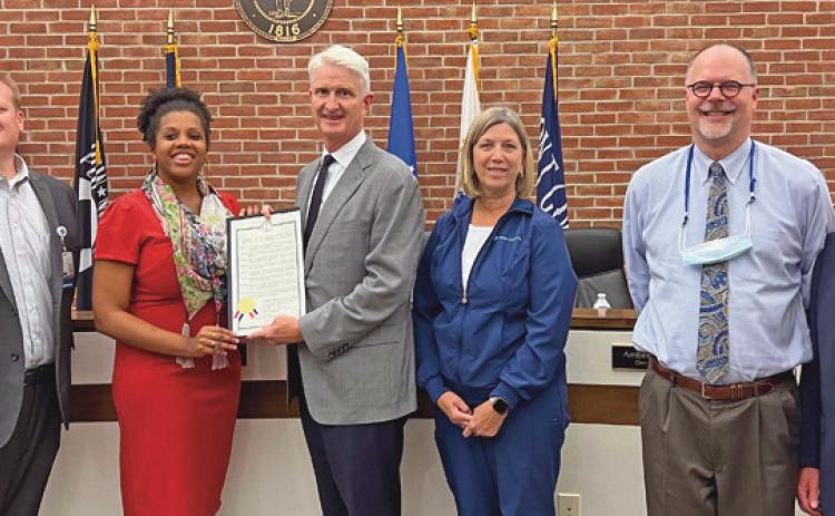 Perrysburg recognizes Mercy Health for efficient distribution of vaccines during the pandemic