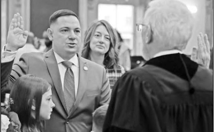 Ghanbari sworn in as state representative