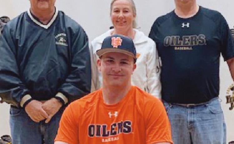 Yellow Jacket student-athletes sign to play college sports next fall